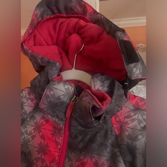 Amazon Snow Coat - Picture 4 of 6